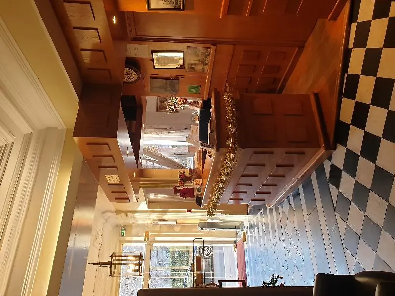Du Square D'anvers Otel 2*