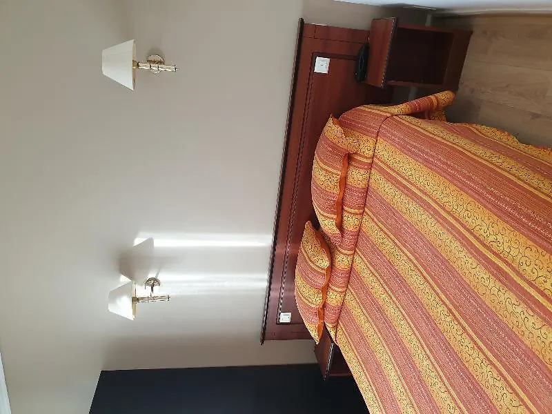 Otel Du Square D'anvers Paris