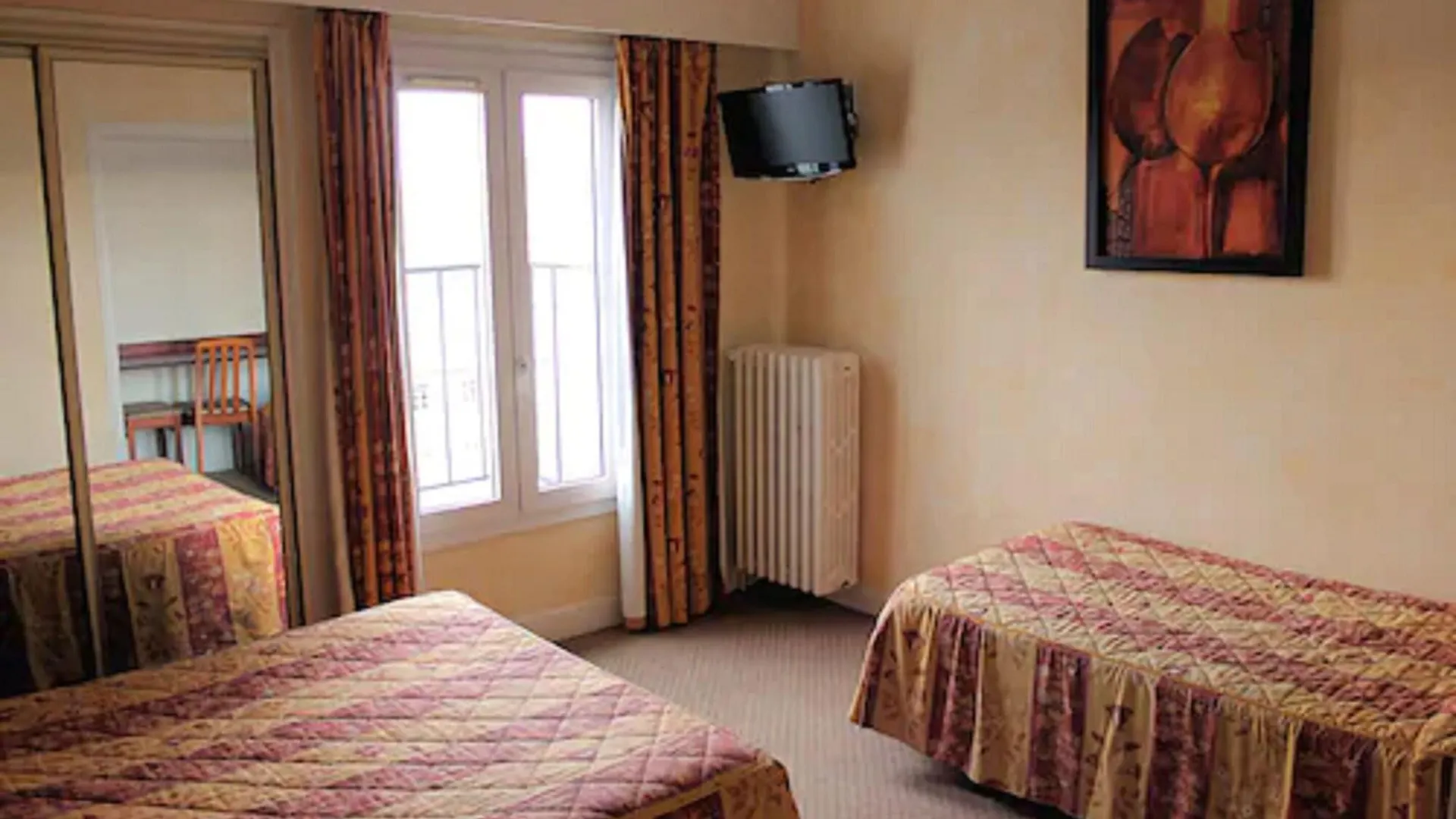 Hotel Du Square D'anvers 2*